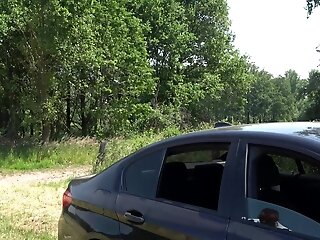 amateur-big ass-blowjob-brunette-car-sex